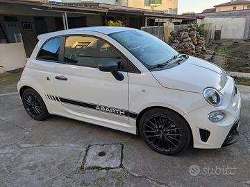 Abarth 595 1.4 Turbo T-Jet 165 CV