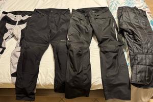 Tris pantaloni moto