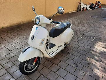 Vespa 300 GTS