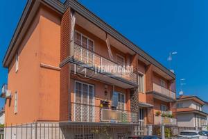 6 LOCALI DI 155 MQ - ULTIMO PIANO CON BOX E ZERO S
