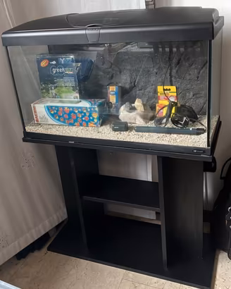 Acquario 100 litri con mobiletto 