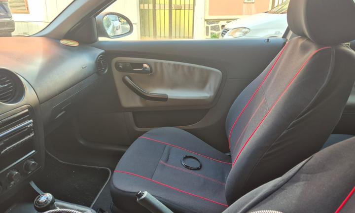 Seat ibiza .
