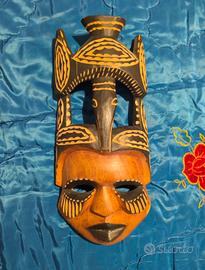 Maschera tribale africana