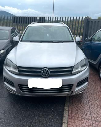 Volkswagen Touareg 3.0 diesel 2013 motore CRCA per