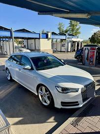 Audi A6 allroad 3.0 V6 tdi 272