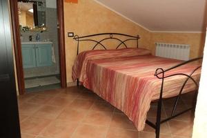 Camera matrimoniale per uso singolo solo ragazze