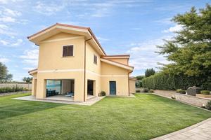 Porzione di bifamiliare