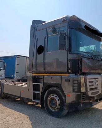 RICAMBI RENAULT MAGNUM 480