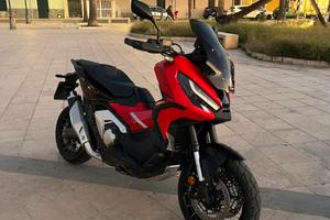 Honda X-adv 750