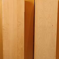 Coppia mensole Ikea color legno chiaro con staffe