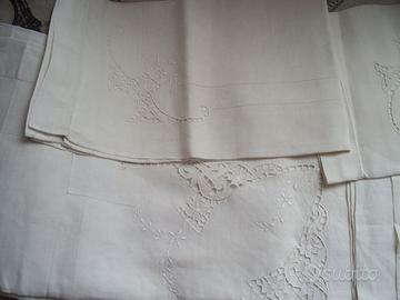 LENZUOLO MATR. LINO RICAMATO A MANO ANNI 40 - 50