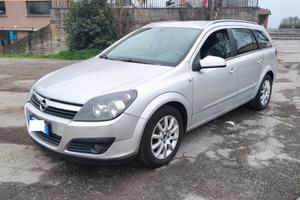 Opel Astra 1.6 16V Twinport 5 porte NEOPATENTATI -