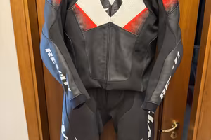 Tuta moto REV’IT! ARGON 2 Nera/Rossa-Taglia 56