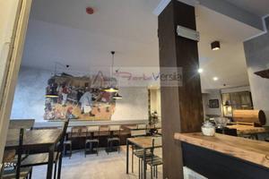 Attività / Licenza di 528 m² con più di 5 locali a