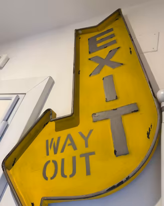 Maison du monde - scritta exit