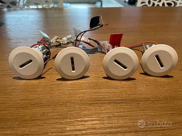 Faretti segnapassi da incasso con alimentatore