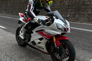 Yamaha YZF-R6 600 – 2006 – 31.000 km