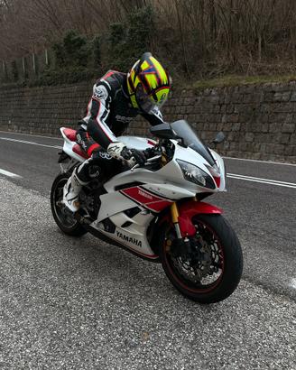 Yamaha YZF-R6 600 – 2006 – 31.000 km