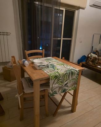 Tavolo legno ikea