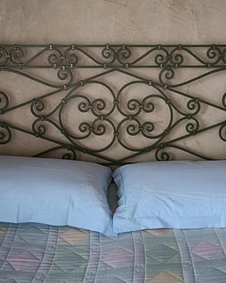 Ferro battuto, testiera letto