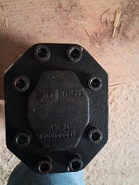 Pompa idraulica per retro escavatore