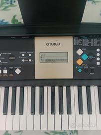 Tastiera elettronica Yamaha YPT-220