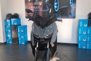 Yamaha X-Max 300