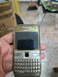 Lotto Elettronica Vintage - Nokia E72 e Nikon P1