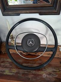 Volante Mercedes d'epoca W114 W115 W108 W111 W113