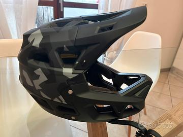 Casco inegrale mountainbike