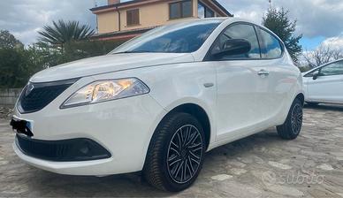 LANCIA Ypsilon - 2024
