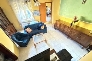 Casa su due livelli con camino Spiano