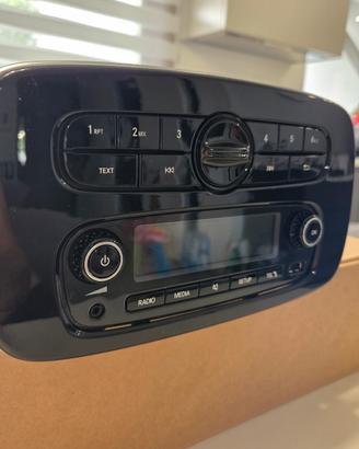 Autoradio originale per Smart for two anno 2018