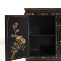 Mobile antico orientale