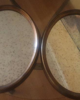 Due specchi vintage
