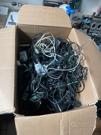 Alimentatori cellulari e varie