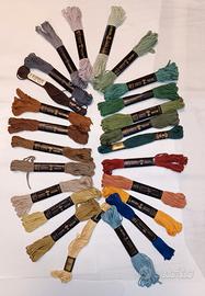 filo lanato per ricamo morbido