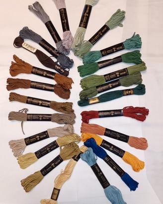 filo lanato per ricamo morbido