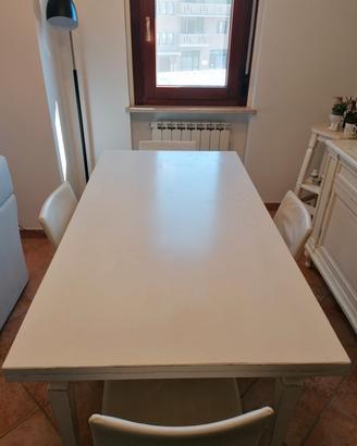Tavolo allungabile in legno 