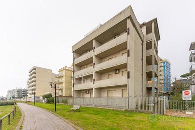 Lido degli Estensi, bilocale vista mare