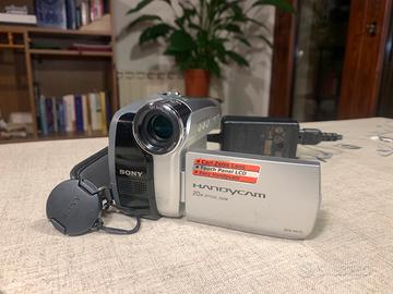 Videocamera Sony Handycam DCR-HC23 MiniDV steady