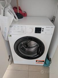 Lavatrice Hotpoint slim