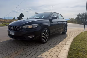 Fiat Tipo 1.6 Mjt 4 porte Opening Edition