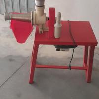 Passapomodoro elettrico con banchetto