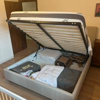 Letto matrimoniale con contenitore