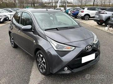 Toyota Aygo Connect 1.0 VVT-i 72 CV 5 porte x-fun