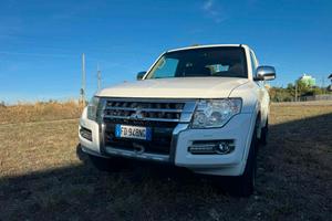 Mitsubishi Pajero 3.2 DI-D 16V aut. 3p. Instyle DP