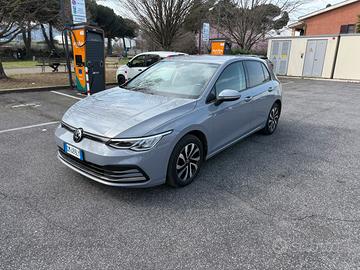 Volkswagen golf 2.0 tdi 150cv DSG 2022
