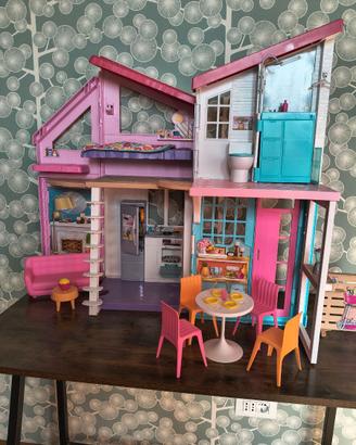 Casa di Malibù di Barbie con oltre 25 accessori