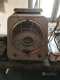 Stufa a kerosene vintage